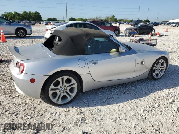 2005 BMW Z4 3.0i with VIN 4USBT53515LT28774, listed as a Copart auction lot 53826255 with 87,927 mi miles and Clean title. Bid and sale history available at DreamBid. Image 3.