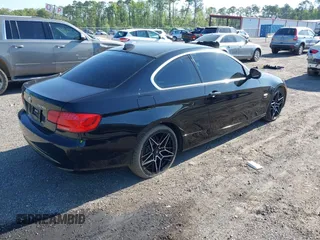 2013 BMW 3 Series 328i xDrive with VIN WBAKF5C51DJ297708, listed as a IAAI auction lot 41736962 with 113,064 mi miles. Bid and sale history available at carsss.com. Image 4.