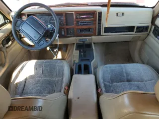 1995 Jeep Cherokee Country with VIN 1J4FT78S9SL617148, listed as a Copart auction lot 43015025 with 196,408 mi miles and Clean title. Bid and sale history available at DreamBid. Image 8.