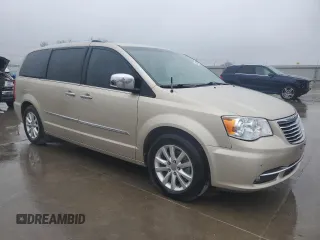 2016 Chrysler Town & Country Limited Platinum with VIN 2C4RC1GG0GR127855, listed as a Copart auction lot 44251255 with 159,510 mi miles and Clean Title. Bid and sale history available at carsss.com. Image 4.