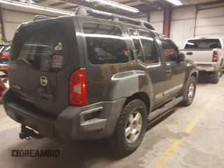 2005 Nissan Xterra S z VIN 5N1AN08W55C652001, wystawiony jako IAAI lot #41875229 z przebiegiem 223 022 mil mil oraz . Historia ofert i sprzedaży dostępna na DreamBid. Obrazek 4.