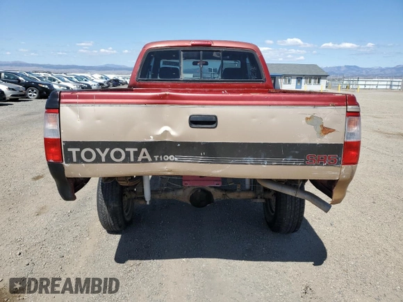 1995 Toyota T100 z VIN JT4VD22F0S0010554, wystawiony jako Copart lot #54718275 z przebiegiem 126 608 mil mil oraz Czysty tytuł • Clean title. Historia ofert i sprzedaży dostępna na DreamBid. Obrazek 6.
