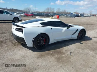 2015 Chevrolet Corvette Z51 3LT z VIN 1G1YM2D74F5103775, wystawiony jako IAAI lot #41810409 z przebiegiem 29 000 mil mil oraz . Historia ofert i sprzedaży dostępna na DreamBid. Obrazek 4.