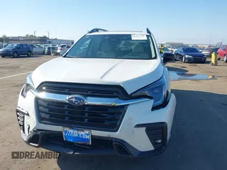 2024 Subaru Ascent Limited z VIN 4S4WMAUD7R3464895, wystawiony jako IAAI lot #41425701 z przebiegiem 670 mil mil oraz . Historia ofert i sprzedaży dostępna na DreamBid. Obrazek 6.