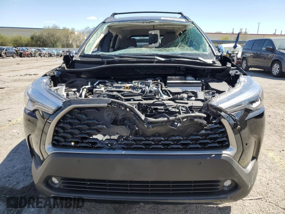 2024 Toyota Corolla Cross XLE с VIN 7MUDAAAG9RV100890, выставлен на аукционе Copart как лот 55168555 с пробегом Не указан миль и Списание • Salvage title. История ставок и продаж доступна на DreamBid. Изображение 5.