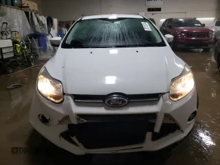 2014 Ford Focus SE with VIN 1FADP3F24EL360648, listed as a Copart auction lot 87112034 with 81,677 mi miles and Salvage Title. Bid and sale history available at carsss.com. Image 5.