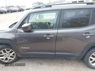 2018 Jeep Renegade Latitude with VIN ZACCJABB8JPJ55645, listed as a IAAI auction lot 42071695 with 124,067 mi miles. Bid and sale history available at carsss.com. Image 14.