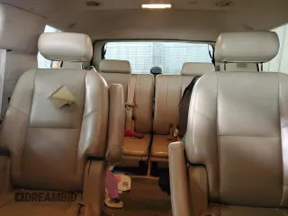 2009 GMC Yukon Denali z VIN 1GKFK03269R144974, wystawiony jako Copart lot #49354815 z przebiegiem 141 569 mil mil oraz Szkoda całkowita • Salvage title. Historia ofert i sprzedaży dostępna na DreamBid. Obrazek 10.