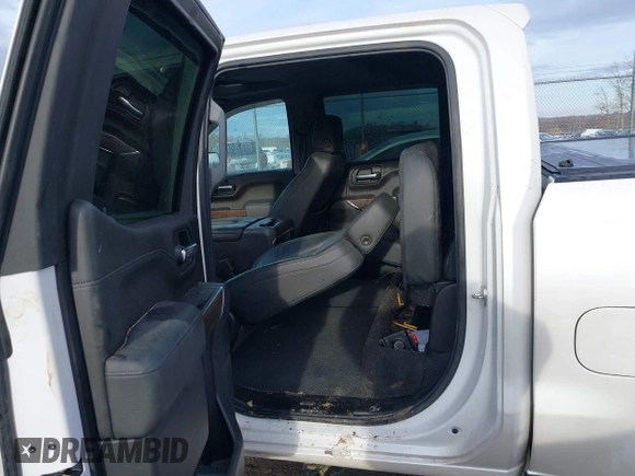 2020 GMC Sierra 1500 Denali with VIN 1GTU9FED8LZ370425, listed as a IAAI auction lot 41172378 with 57,291 mi miles and . Bid and sale history available at DreamBid. Image 8.