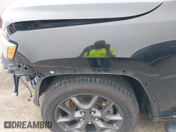 2021 Jeep Grand Cherokee Limited with VIN 1C4RJFBG1MC613220, listed as a IAAI auction lot 42178935 with 60,161 mi miles and . Bid and sale history available at DreamBid. Image 18.
