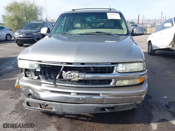 2003 Chevrolet Suburban LT with VIN 3GNFK16Z23G236849, listed as a IAAI auction lot 40980234 with NaN miles. Bid and sale history available at carsss.com. Image 12.