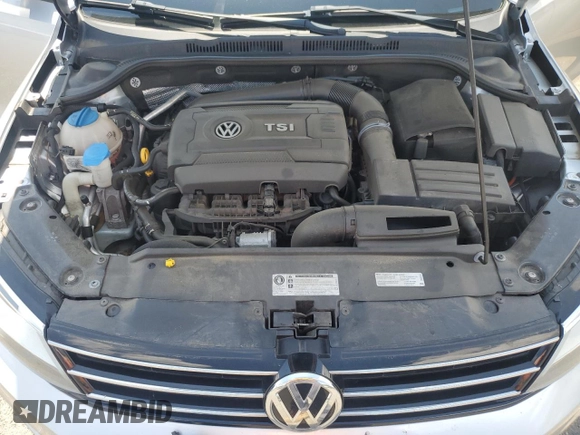 2015 Volkswagen Jetta SE z VIN 3VWD17AJ4FM417218, wystawiony jako Copart lot #61001125 z przebiegiem 84 159 mil mil oraz Szkoda całkowita • Salvage title. Historia ofert i sprzedaży dostępna na DreamBid. Obrazek 11.
