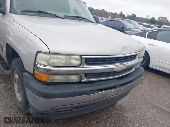 2005 Chevrolet Tahoe LT with VIN 1GNEC13T65R153663, listed as a IAAI auction lot 41425751 with 283,051 mi miles and . Bid and sale history available at DreamBid. Image 6.