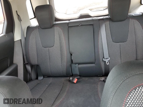 2015 GMC Terrain SLE z VIN 2GKFLWEK8F6366792, wystawiony jako Copart lot #60694415 z przebiegiem 167 406 mil mil oraz Czysty tytuł • Clean title. Historia ofert i sprzedaży dostępna na DreamBid. Obrazek 10.