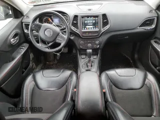 2020 Jeep Cherokee Trailhawk z VIN 1C4PJMBN6LD518073, wystawiony jako Copart lot #43611095 z przebiegiem 39 947 mil mil oraz Szkoda całkowita • Salvage title. Historia ofert i sprzedaży dostępna na DreamBid. Obrazek 8.