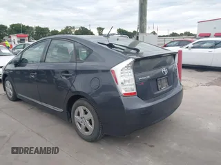 2011 Toyota Prius I z VIN JTDKN3DU6B1397817, wystawiony jako IAAI lot #42476902 z przebiegiem 172 942 mil mil oraz . Historia ofert i sprzedaży dostępna na DreamBid. Obrazek 3.