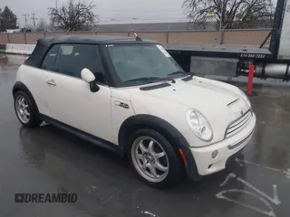 2007 MINI Convertible S с VIN WMWRH33567TL95428, выставлен на аукционе IAAI как лот 41435910 с пробегом 115 564 миль миль и . История ставок и продаж доступна на DreamBid. Изображение 1.