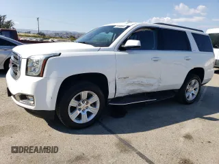 2017 GMC Yukon SLE with VIN 1GKS1AKCXHR309277, listed as a Copart auction lot 72389454 with 116,967 mi miles and Salvage Title. Bid and sale history available at carsss.com. Image 1.