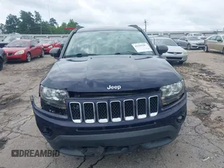 2016 Jeep Compass Sport with VIN 1C4NJCBB5GD761063, listed as a IAAI auction lot 42395903 with 122,102 mi miles and . Bid and sale history available at DreamBid. Image 12.