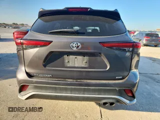 2022 Toyota Highlander XSE with VIN 5TDJZRAH4NS108547, listed as a Copart auction lot 61904085 with 69,309 mi miles and Salvage title. Bid and sale history available at DreamBid. Image 6.