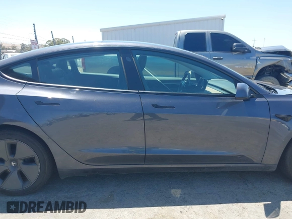 2023 Tesla Model 3 с VIN 5YJ3E1EA2PF639384, выставлен на аукционе IAAI как лот 42486851 с пробегом 33 083 миль миль и . История ставок и продаж доступна на DreamBid. Изображение 13.
