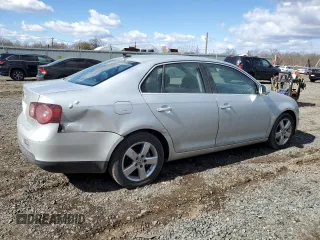 2008 Volkswagen Jetta SE с VIN 3VWRZ71K38M109760, выставлен на аукционе Copart как лот 46666555 с пробегом 133 747 миль миль и Списание • Salvage title. История ставок и продаж доступна на DreamBid. Изображение 3.