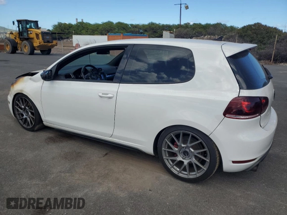 2013 Volkswagen GTI с VIN WVWED7AJ2DW122162, выставлен на аукционе Copart как лот 46923445 с пробегом 85 440 миль миль и Чистый • Clean title. История ставок и продаж доступна на DreamBid. Изображение 2.