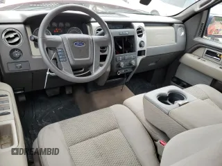2010 Ford F-150 XL z VIN 1FTFX1CV3AKE77496, wystawiony jako Copart lot #59193495 z przebiegiem 159 385 mil mil oraz Czysty tytuł • Clean title. Historia ofert i sprzedaży dostępna na DreamBid. Obrazek 8.