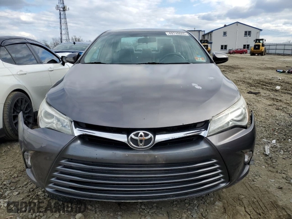 2015 Toyota Camry XLE with VIN 4T4BF1FK7FR482345, listed as a Copart auction lot 49749005 with 112,813 mi miles and Salvage Title. Bid and sale history available at carsss.com. Image 5.