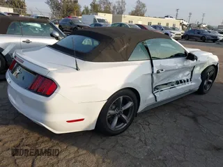 2016 Ford Mustang V6 z VIN 1FATP8EMXG5243434, wystawiony jako IAAI lot #41484039 z przebiegiem 131 032 mil mil oraz . Historia ofert i sprzedaży dostępna na DreamBid. Obrazek 4.