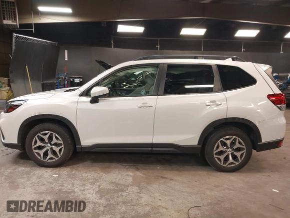 2020 Subaru Forester Premium with VIN JF2SKAJC3LH413653, listed as a IAAI auction lot 42480690 with 70,474 mi miles and . Bid and sale history available at DreamBid. Image 14.