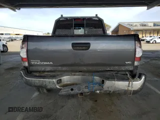 2014 Toyota Tacoma z VIN 5TFUU4EN9EX096999, wystawiony jako Copart lot #48357395 z przebiegiem 204 758 mil mil oraz Szkoda całkowita • Salvage title. Historia ofert i sprzedaży dostępna na DreamBid. Obrazek 6.