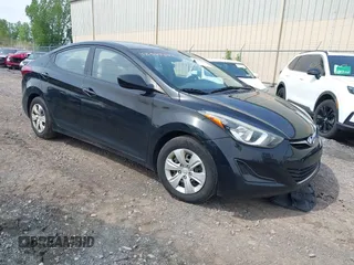 2016 Hyundai Elantra SE z VIN 5NPDH4AE8GH724768, wystawiony jako IAAI lot #42345855 z przebiegiem 109 098 mil mil oraz . Historia ofert i sprzedaży dostępna na DreamBid. Obrazek 1.