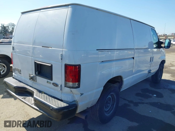 2013 Ford Econoline Cargo Commercial с VIN 1FTNE2EL7DDA63780, выставлен на аукционе IAAI как лот 42292669 с пробегом 277 085 миль миль и . История ставок и продаж доступна на DreamBid. Изображение 4.