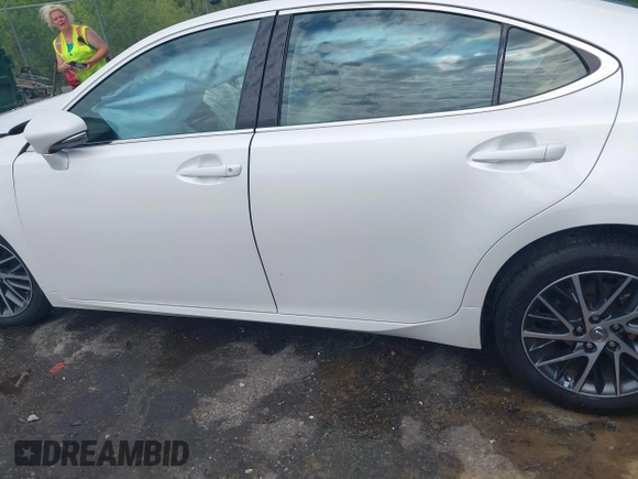 2017 Lexus ES 350 with VIN 58ABK1GG4HU044460, listed as a IAAI auction lot 42271414 with 80,318 mi miles and . Bid and sale history available at DreamBid. Image 15.