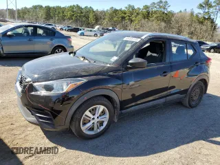 2019 Nissan Kicks SV with VIN 3N1CP5CU6KL533063, listed as a Copart auction lot 48468135 with 18,557 mi miles and Salvage Title. Bid and sale history available at DreamBid. Image 1.
