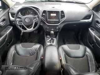 2018 Jeep Cherokee Trailhawk с VIN 1C4PJMBB8JD532673, выставлен на аукционе Copart как лот 58537105 с пробегом 185 827 миль миль и Списание • Salvage title. История ставок и продаж доступна на DreamBid. Изображение 8.