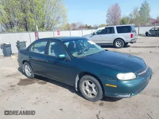 2001 Chevrolet Malibu LS with VIN 1G1NE52J416100555, listed as a IAAI auction lot 42007032 with 1 mi miles. Bid and sale history available at carsss.com. Image 1.