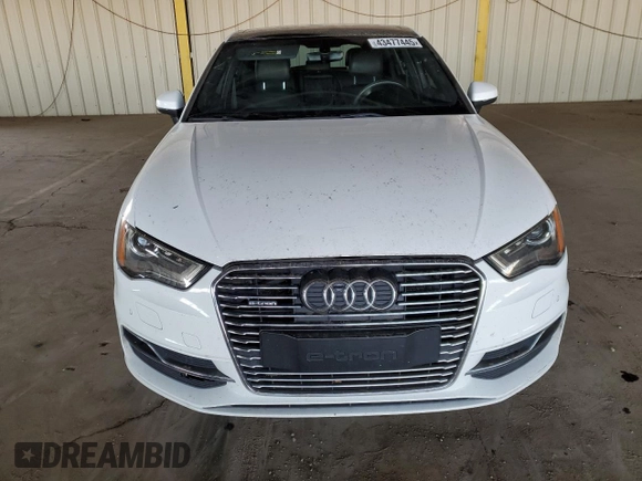2016 Audi A3 e-tron Premium z VIN WAUUPBFF2GA100087, wystawiony jako Copart lot #43477445 z przebiegiem 95 019 mil mil oraz Czysty tytuł • Clean title. Historia ofert i sprzedaży dostępna na DreamBid. Obrazek 5.