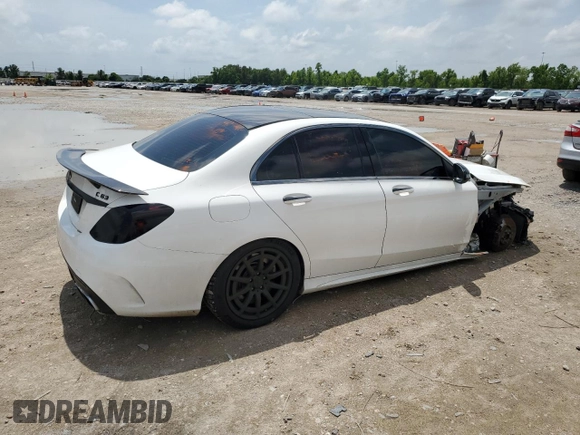 2020 Mercedes-Benz C 63 AMG z VIN 55SWF8GB3LU332405, wystawiony jako Copart lot #53685735 z przebiegiem 54 608 mil mil oraz Szkoda całkowita • Salvage title. Historia ofert i sprzedaży dostępna na DreamBid. Obrazek 3.