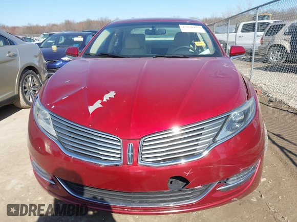 2013 Lincoln MKZ z VIN 3LN6L2G92DR825914, wystawiony jako IAAI lot #42020442 z przebiegiem 120 558 mil mil oraz . Historia ofert i sprzedaży dostępna na DreamBid. Obrazek 12.