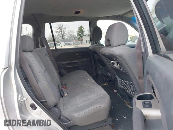 2007 Honda Pilot EX with VIN 5FNYF18457B009707, listed as a IAAI auction lot 42030214 with 229,462 mi miles. Bid and sale history available at carsss.com. Image 8.