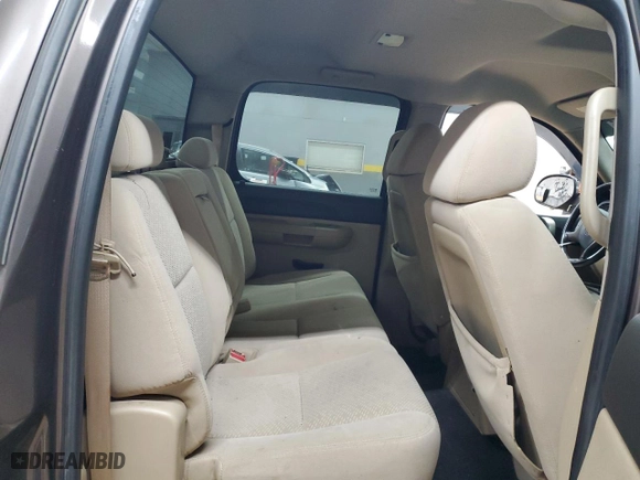 2007 Chevrolet Silverado 1500 LTZ with VIN 2GCEK13M471608557, listed as a Copart auction lot 43639285 with 217,905 mi miles and Salvage Title. Bid and sale history available at carsss.com. Image 10.