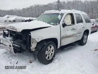 2008 GMC Yukon Denali z VIN 1GKFK63898J201334, wystawiony jako IAAI lot #41528354 z przebiegiem Nie podano mil oraz . Historia ofert i sprzedaży dostępna na DreamBid. Obrazek 2.
