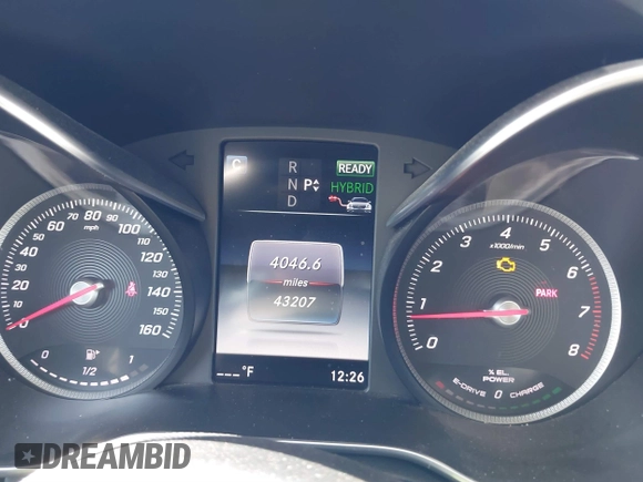 2017 Mercedes-Benz C 350e with VIN 55SWF4HB8HU219807, listed as a IAAI auction lot 41848124 with 43,207 mi miles and . Bid and sale history available at DreamBid. Image 7.
