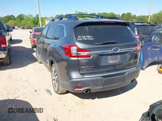 2020 Subaru Ascent Touring z VIN 4S4WMARD5L3404713, wystawiony jako IAAI lot #42050385 z przebiegiem 97 637 mil mil oraz . Historia ofert i sprzedaży dostępna na DreamBid. Obrazek 3.