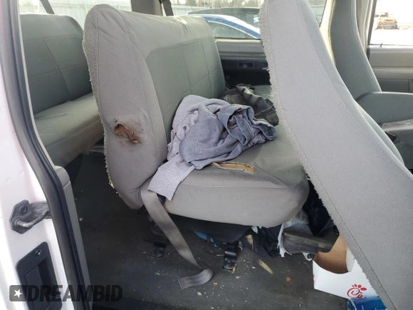 2007 Ford Econoline Passenger XL with VIN 1FBNE31L47DA42681, listed as a Copart auction lot 82018844 with Not Provided miles and Salvage Title. Bid and sale history available at carsss.com. Image 11.