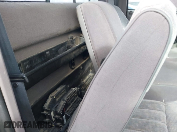 1995 Dodge Ram 1500 with VIN 1B7HF16Y1SS150002, listed as a IAAI auction lot 41874613 with 305,502 mi miles. Bid and sale history available at carsss.com. Image 8.