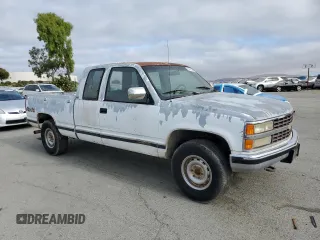 1991 Chevrolet Silverado 2500 z VIN 2GCFK29K9M1128980, wystawiony jako Copart lot #59766095 z przebiegiem 249 498 mil mil oraz Czysty tytuł • Clean title. Historia ofert i sprzedaży dostępna na DreamBid. Obrazek 4.