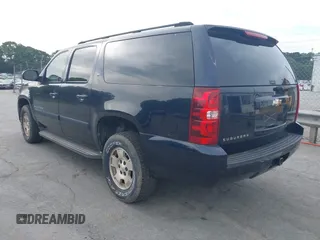 2007 Chevrolet Suburban LT с VIN 1GNFK16397J189254, выставлен на аукционе IAAI как лот 42508262 с пробегом 228 459 миль миль и . История ставок и продаж доступна на DreamBid. Изображение 3.